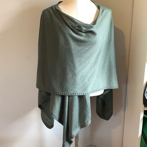 Kenneth Cole Knitted Wrap Gray